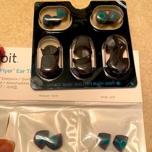 Fitbit Flyer earbuds and clips replacement parts